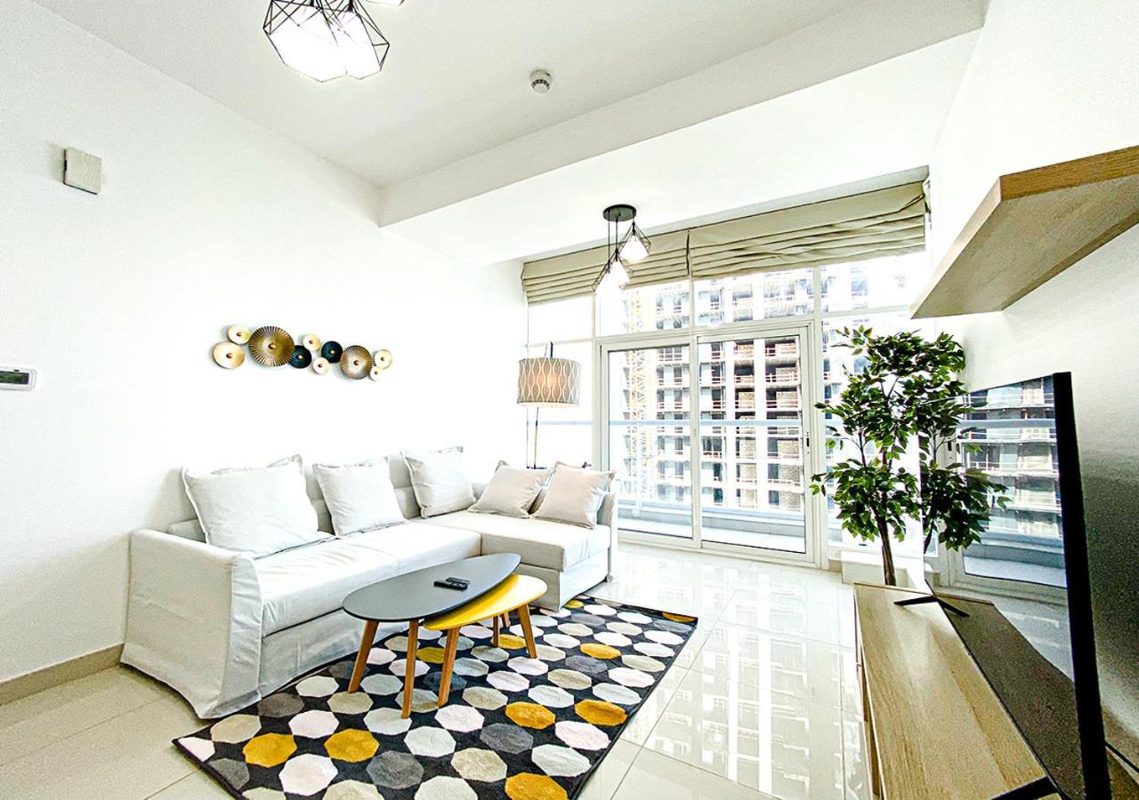 דירות דובאי Walk To The Beach Or Enjoy The Amazing View From The Balcony מראה חיצוני תמונה